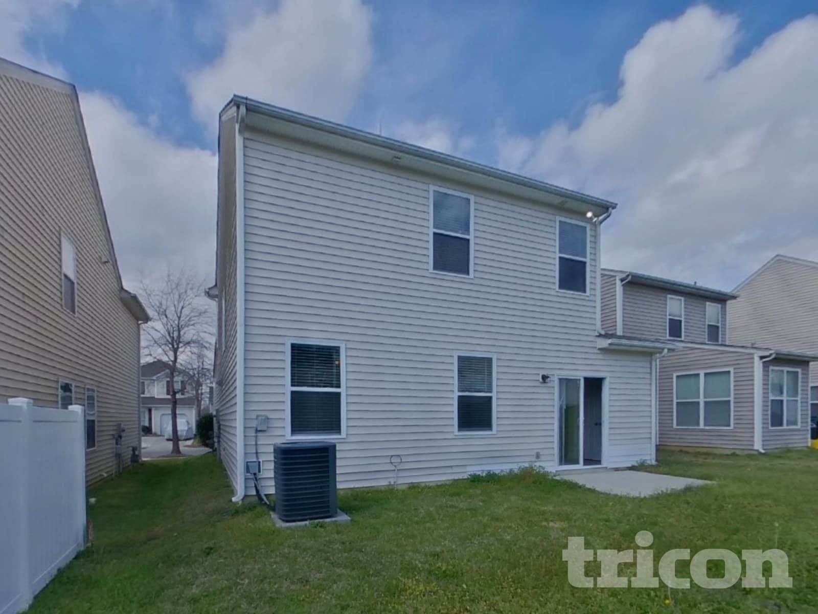 Building Photo - 825 Old Forester Ln