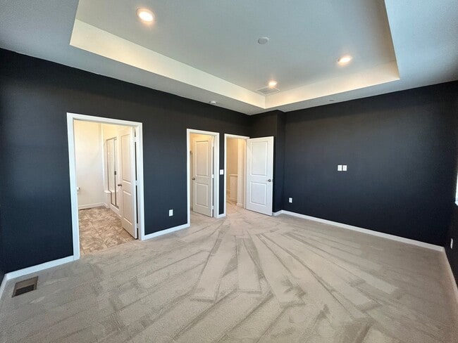 Building Photo - Beautiful New Build in the Heart of Timnat...