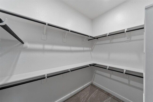 Building Photo - 706 Carina Gaze Ct