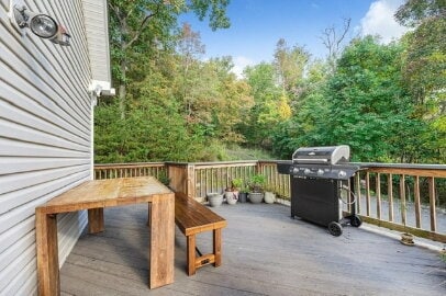 Building Photo - "Spacious 5-Bedroom Home with 3 Full Baths...