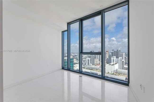 Building Photo - 300 Biscayne Blvd Way