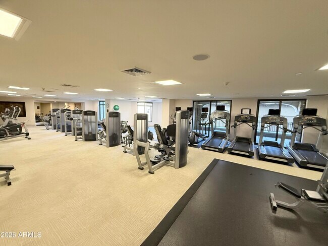 Building Photo - 7181 E Camelback Rd