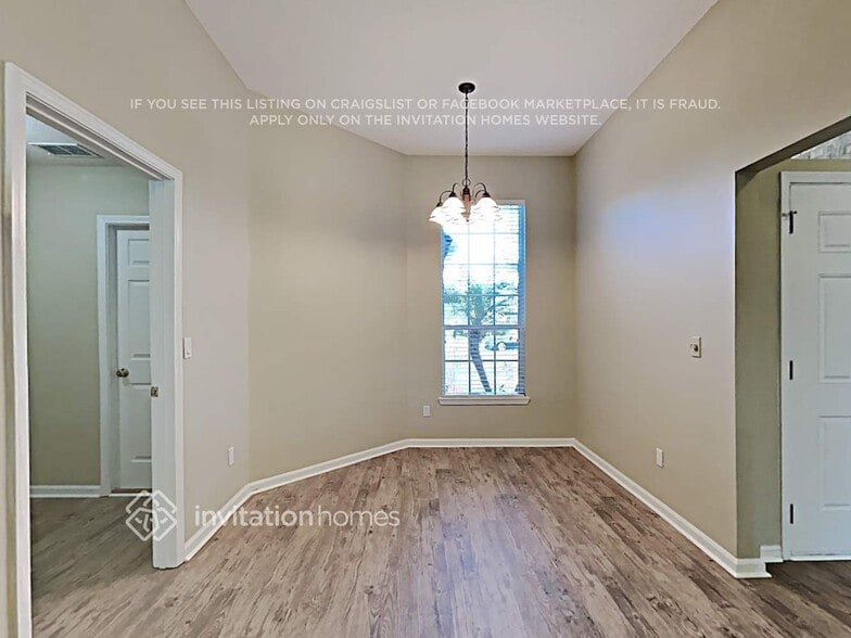 Building Photo - 15574 Spotted Saddle Cir