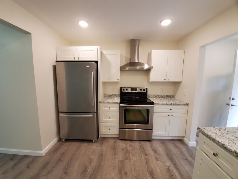 Building Photo - 72 Juniper Rdg