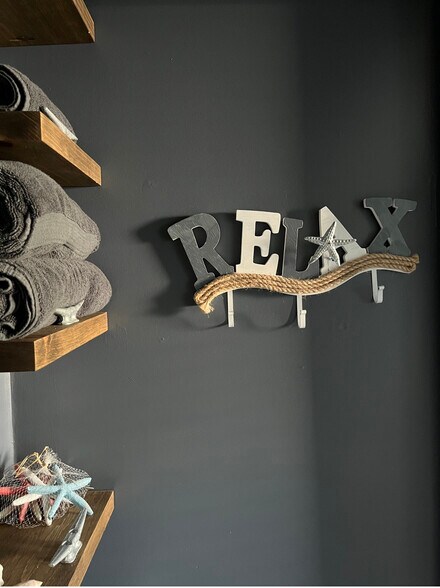 Building Photo - 1919 Spring St