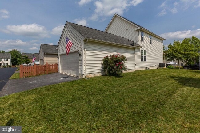 Building Photo - 20 Houser Dr