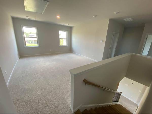 Building Photo - 223 Cattail Ln