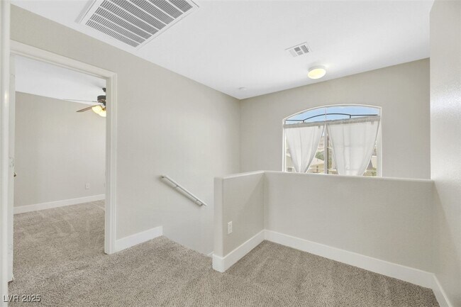 Building Photo - 7228 Quarterhorse Ln