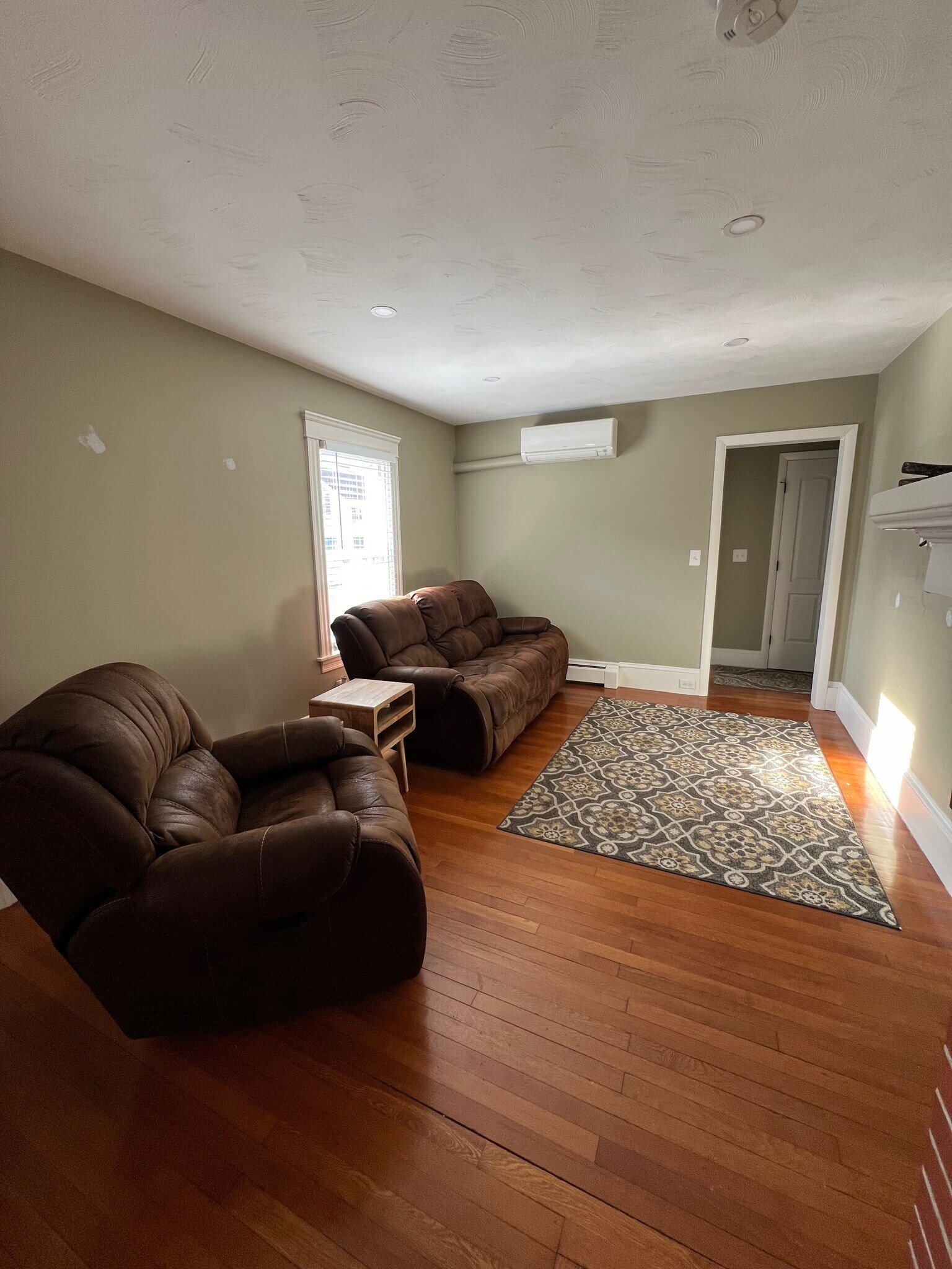 Building Photo - 24 Waterman St