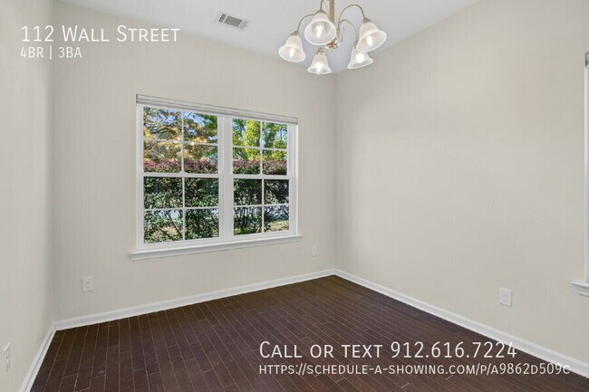 Building Photo - 112 Wall St