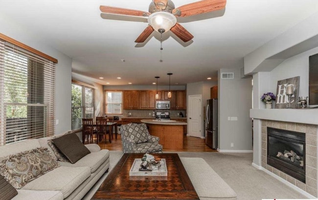 Building Photo - Stunning 4 Bedroom Elkhorn Home!!