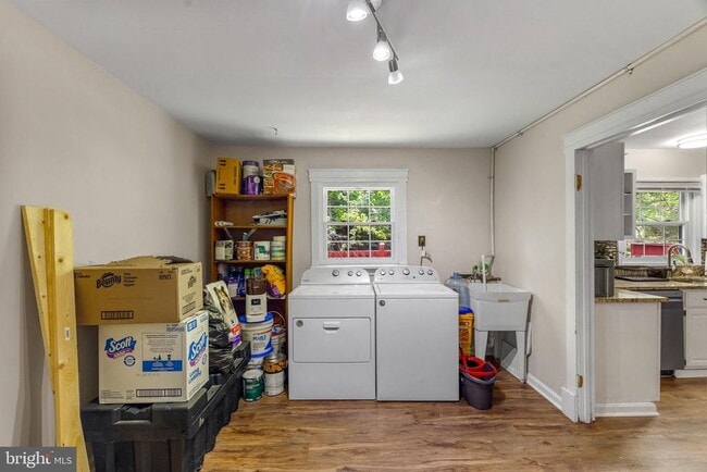 Building Photo - 1097 Snow Hill Ln