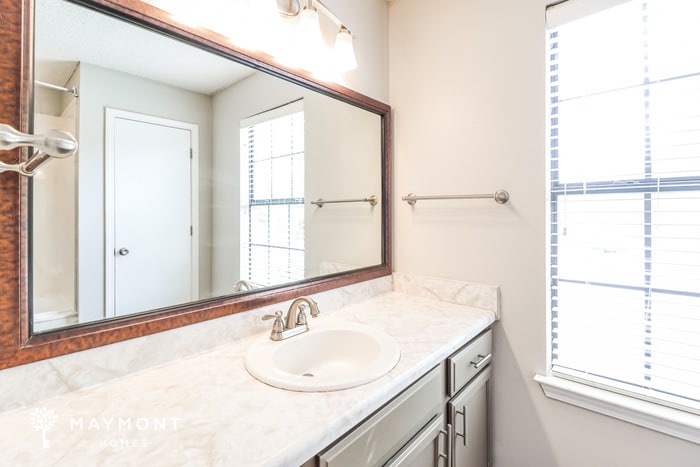 Building Photo - 1612 Waldron Cove