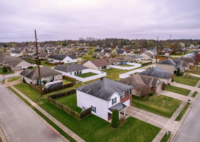 Building Photo - 4880 Imperial Dr