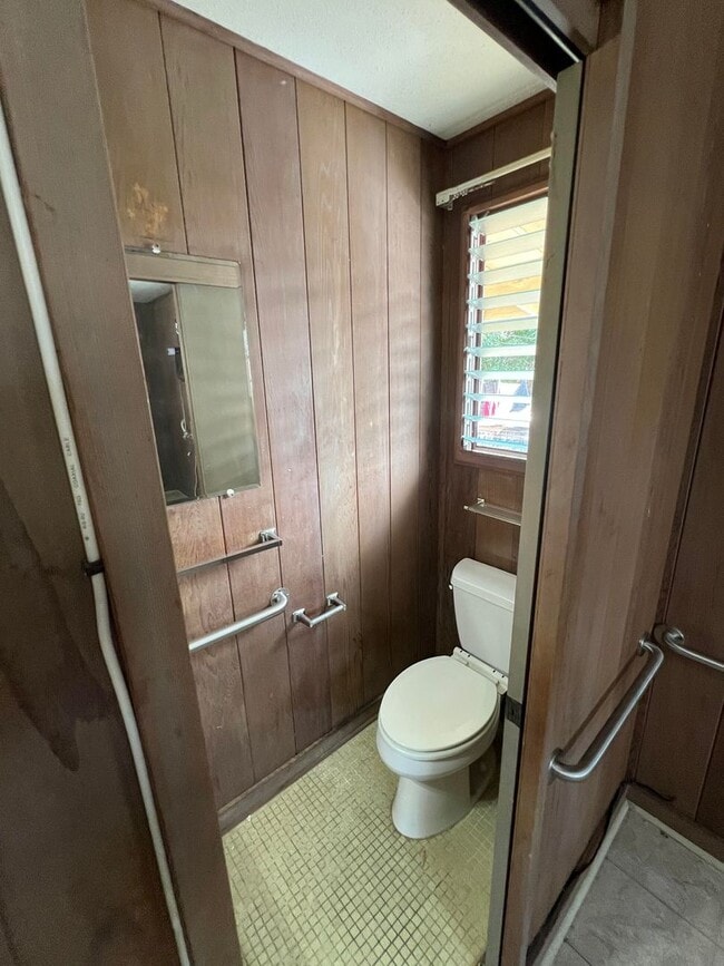 Building Photo - 949 Lehua Ave