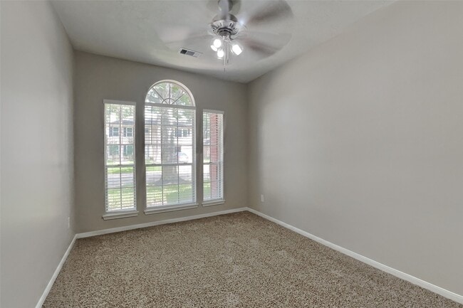Building Photo - 14515 Enola Dr