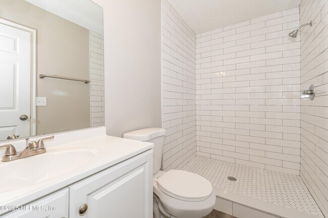 Building Photo - 7709 Mystic Point Ct W