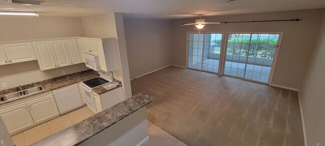 Building Photo - 1571 NW 29th Rd