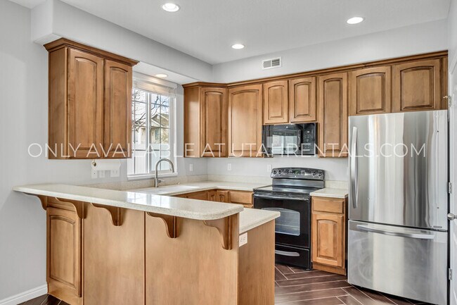 Building Photo - 928 Chelsea Ln