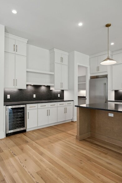 Building Photo - 85 Brookwood Terrace