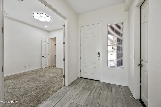 Building Photo - 10493 W Bronco Trail