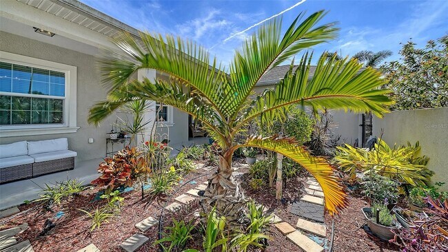 Building Photo - 1111 Mallorca Dr