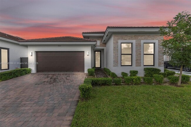 Building Photo - 19447 SW 124th Ave