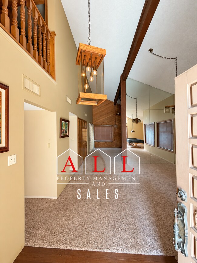 Building Photo - 4 Bedroom • 2.5 Bathroom Home