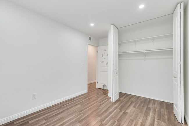 Building Photo - 1268 Tarryglen Ln
