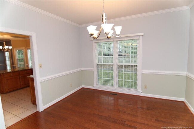 Building Photo - 2021 Shadow Creek Dr