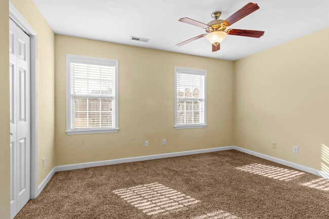 Building Photo - 313 Burley Dr