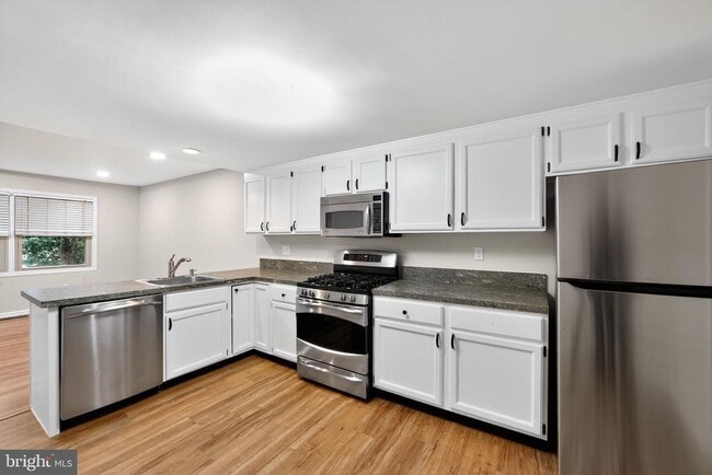 Building Photo - 107 Reveille Rd