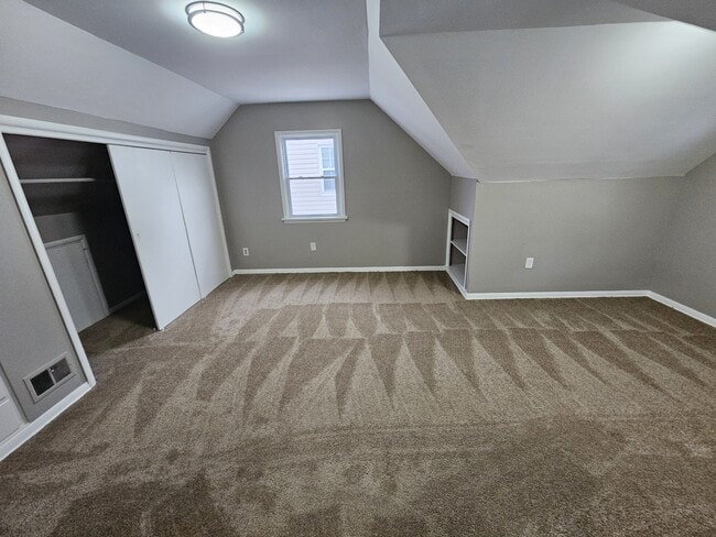 Building Photo - 19807 Gardenview Dr