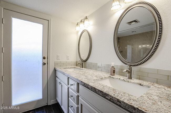 Building Photo - 7391 W Kristal Way