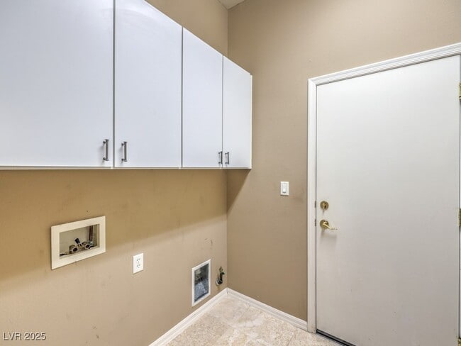 Building Photo - 25 Gladewater Dr