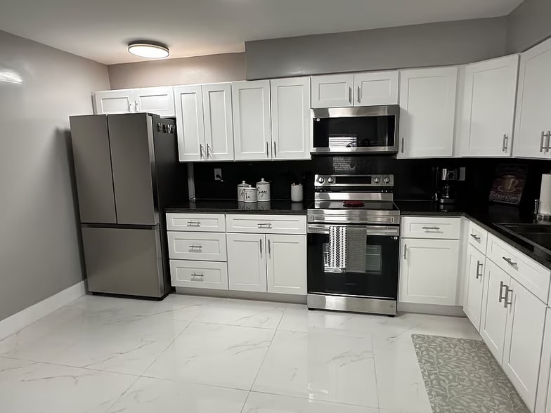 Building Photo - 3163 NW 29th St