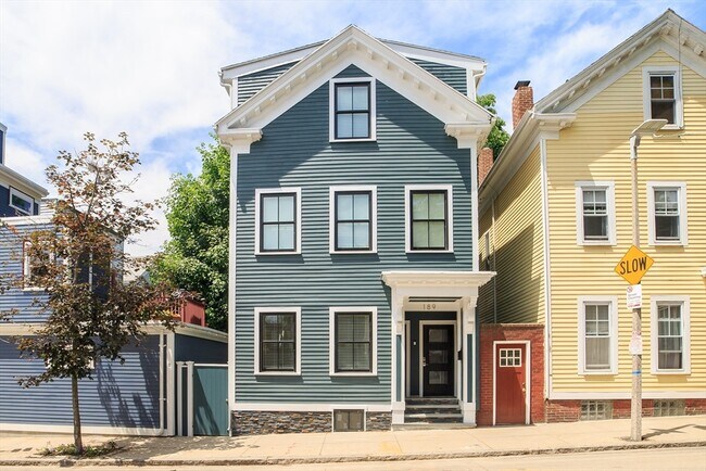 Building Photo - 189 I St