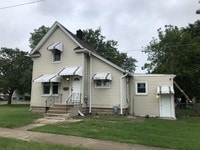 Building Photo - 3029 Gideon Ave