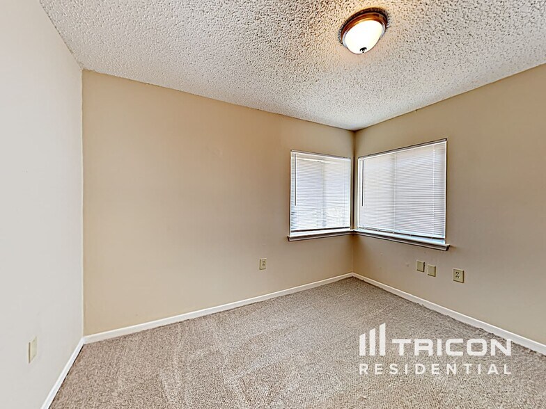 Building Photo - 10235 Flatland Trail