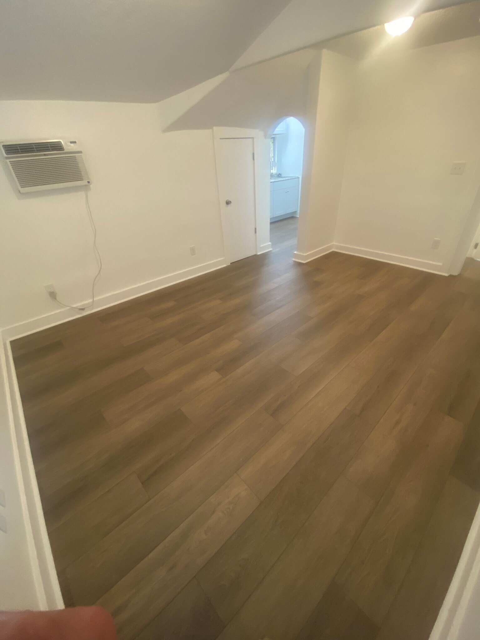 Living room from SE corner - 508 5th St SW