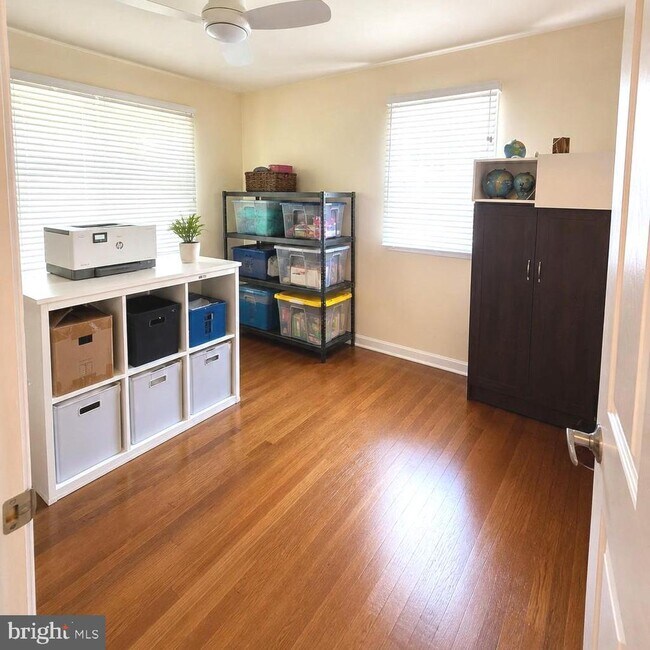 Building Photo - 4912 Bexley Ln