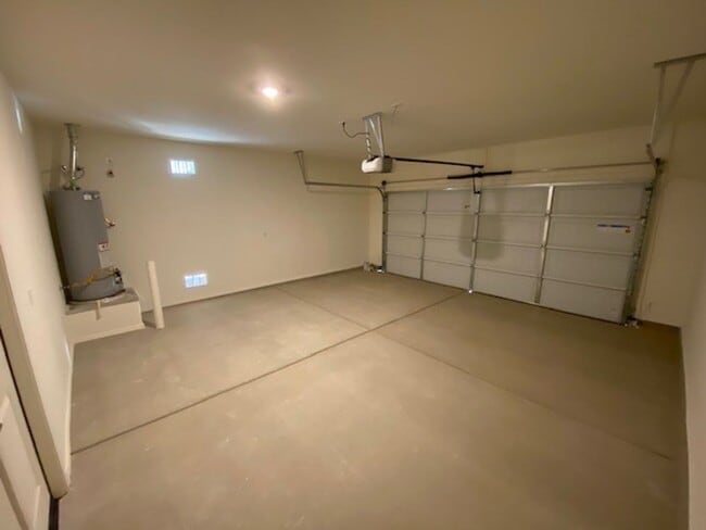 Building Photo - 14243 E Yellow Sage Ln