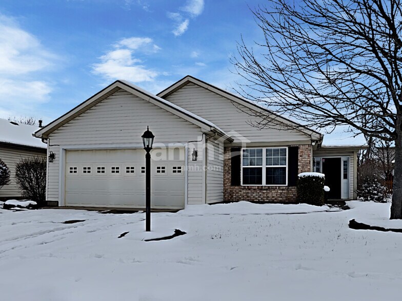Primary Photo - 3725 Waterbridge Ln