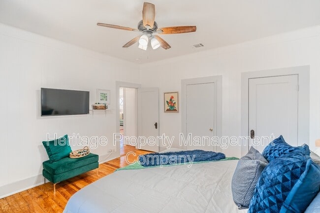 Building Photo - 475 E French Pl