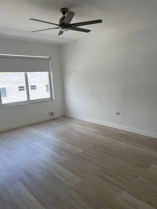 Building Photo - 9910 Collins Ave