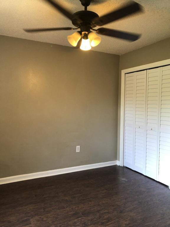 Building Photo - 11644 W Sherwood Meadow Ave