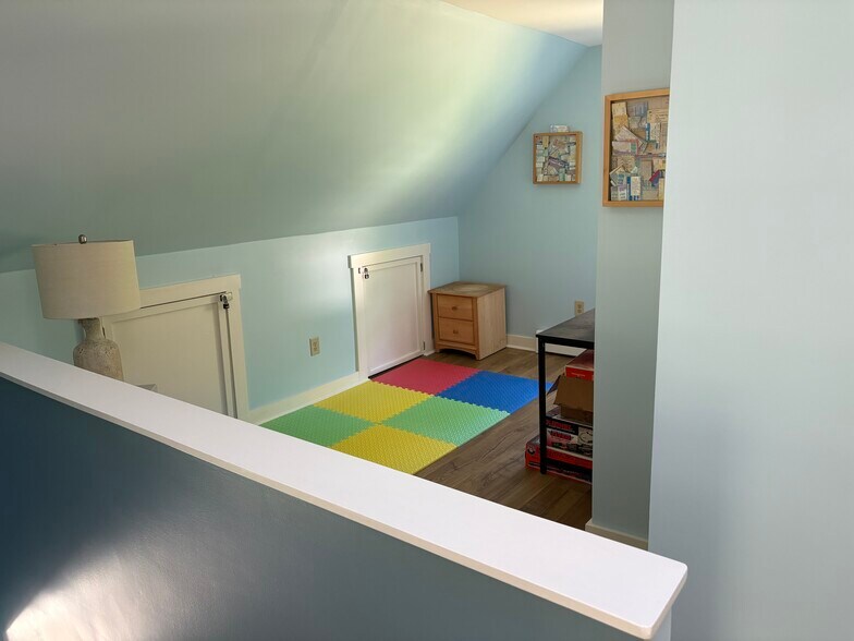 Third Floor space - 66 Stagecoach Rd