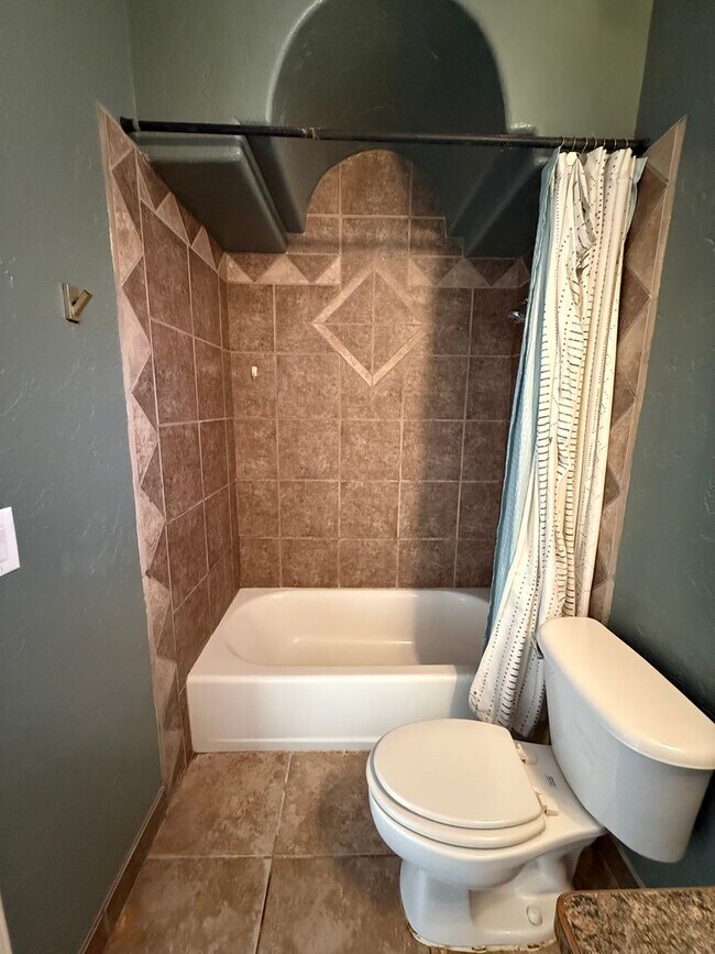 Building Photo - 4238 Trillium Dr