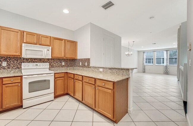 Building Photo - 1727 San Benito Way