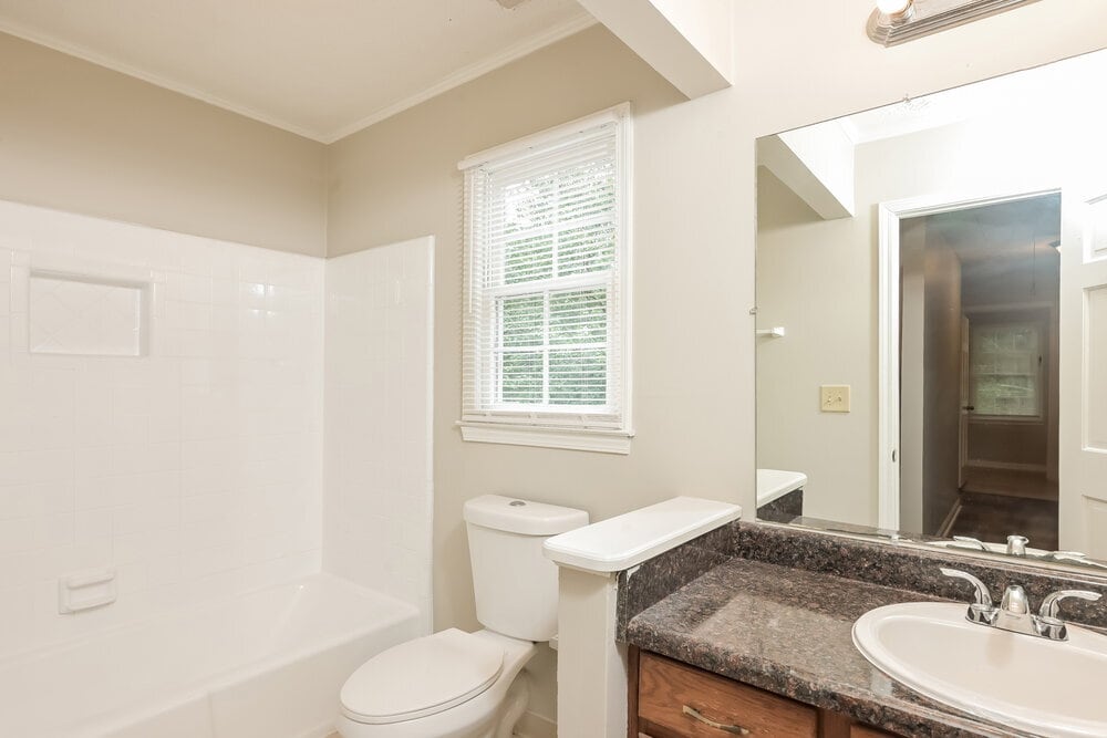 Building Photo - 2481 Meadowglen Trail